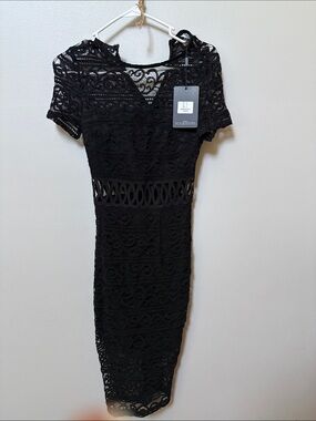Nordstrom Black Lace Short-Sleeve Midi Dress